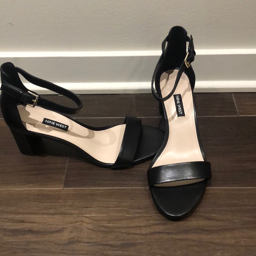 Nine West Women's Pruce Heeled Sandal